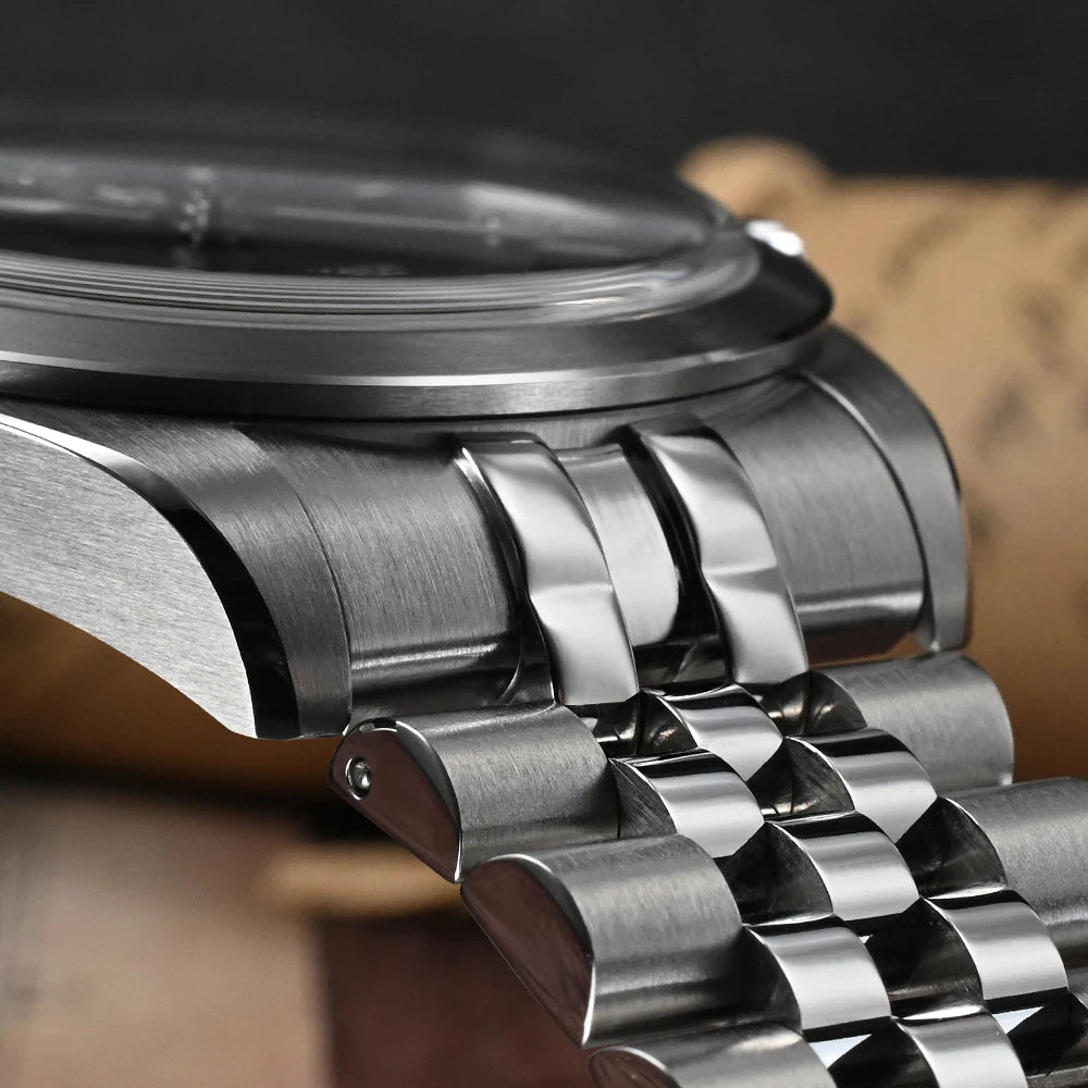 Couple Explore Automatic Watch SN0107